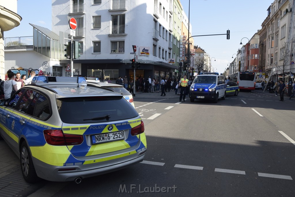 Messerstecherei Koeln Muelheim Frankfurterstr Rodiusstr P22.JPG - Miklos Laubert